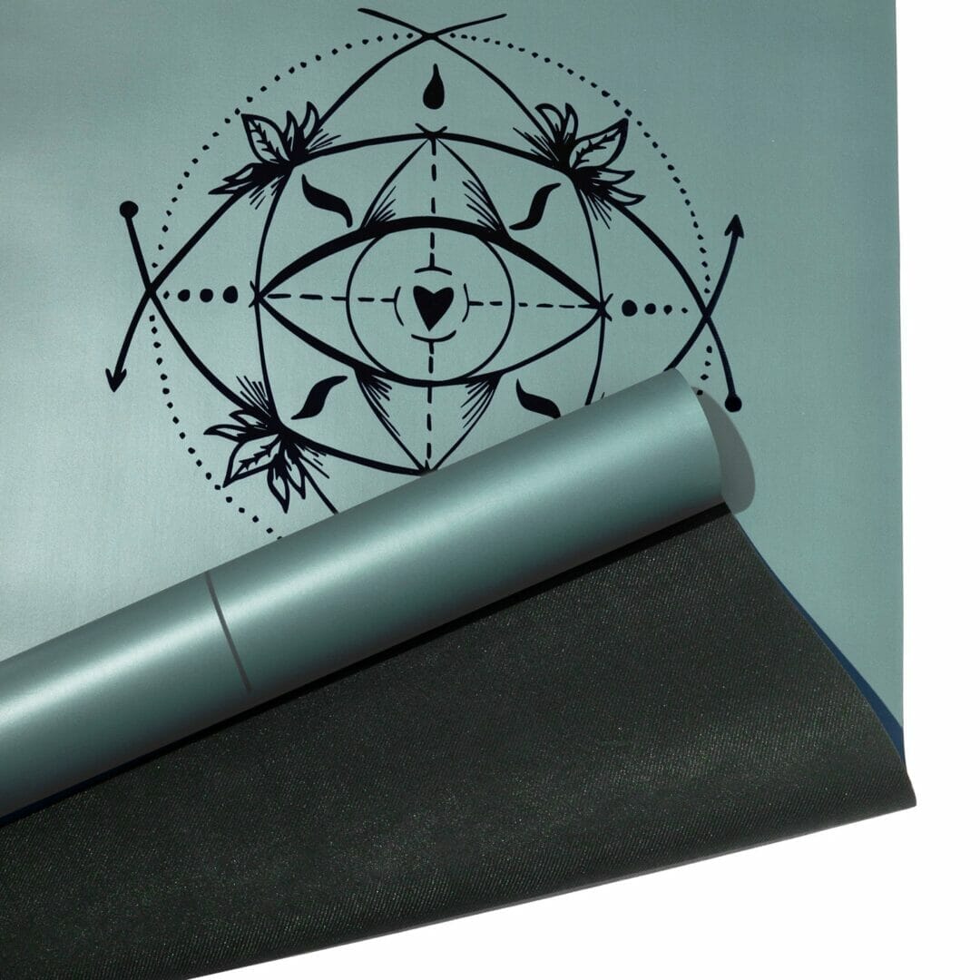 YOGGYS SMALL YOGA MAT [MANDALA BLACK] - YOGA STORE - Everything for your  yoga practice. With style and high quality.